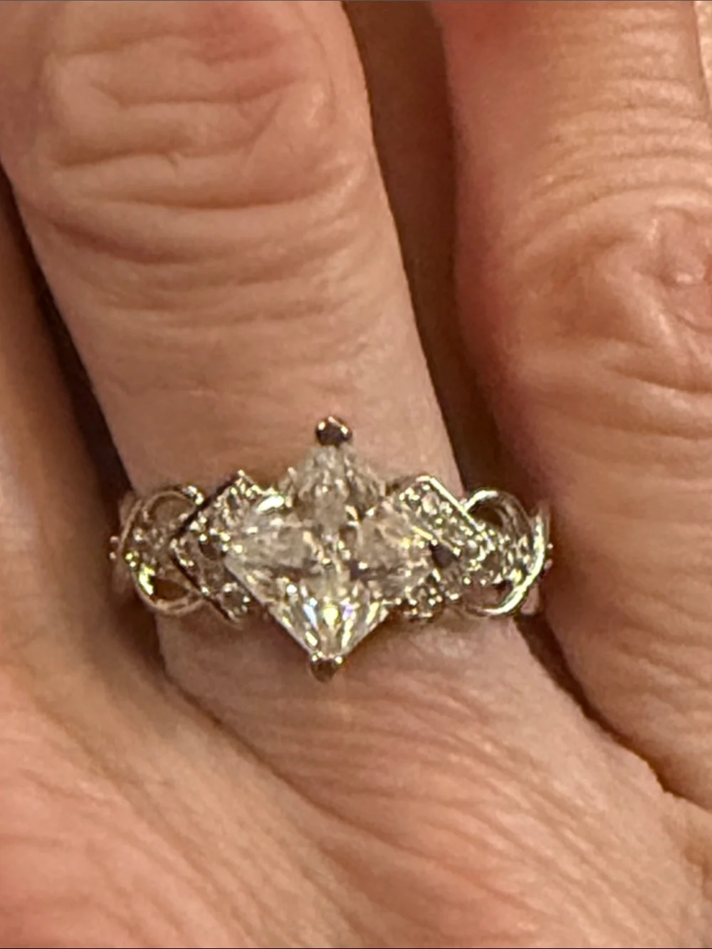 GRA CERTIFIED MOISSANITE DIAMOND 2 CT Silver baked ring new